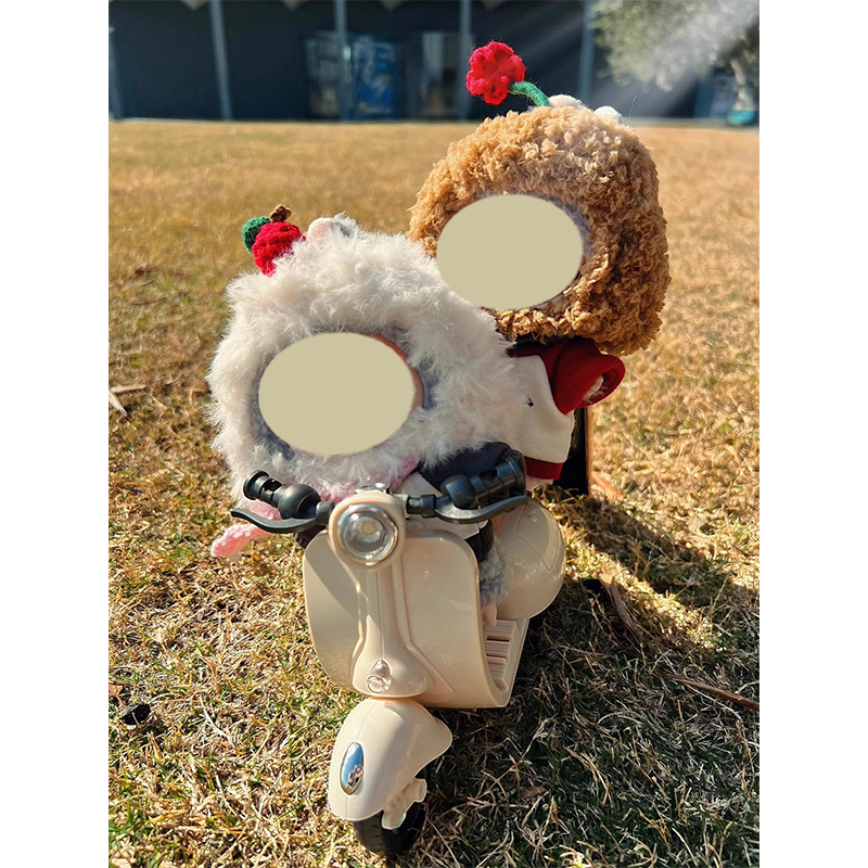 Sweet Scooter Ride | Retro Toy Vehicle for 17cm Dolls