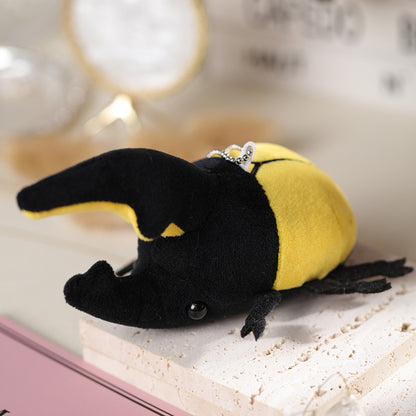 Cute Insect Plush Toys 4 Inch Small Ladybug Bee Moth Butterfly Mantis Beetle Stuffed Keychains Soft Cuddly Insect Plushies for Birthday Party Supplies Classroom Prizes Animal Collections
